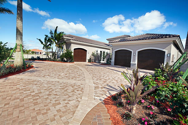 Best Affordable Driveway Paving  in La Plata, MO